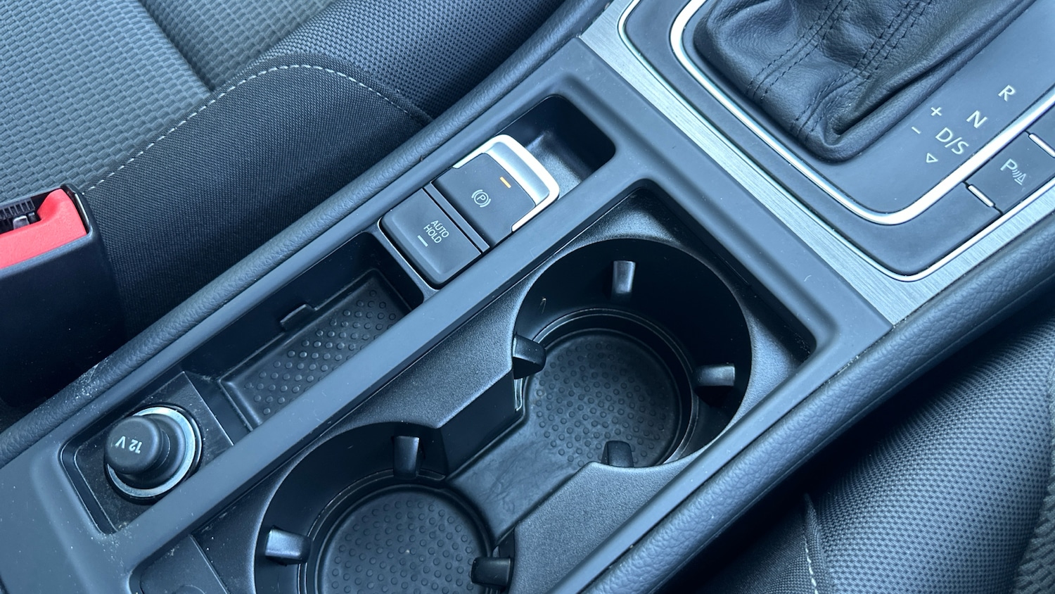 Used Volkswagen Golf 2016 for sale - 77945289: Photo 34