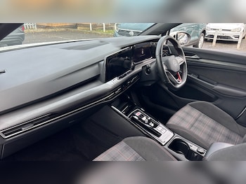 Used Volkswagen Golf 2023 for sale - 77351106: Photo