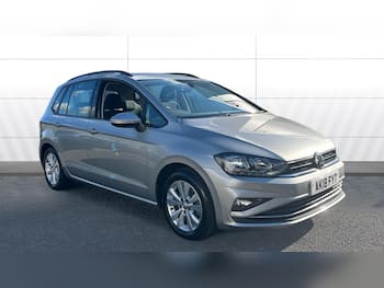 Used Volkswagen Golf SV 2018 for sale - 79812458: Photo