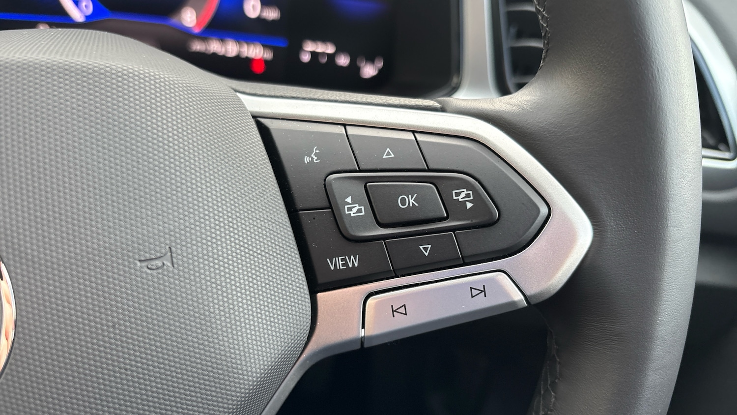 Used Volkswagen T-Roc 2025 for sale - 77105205: Photo 18