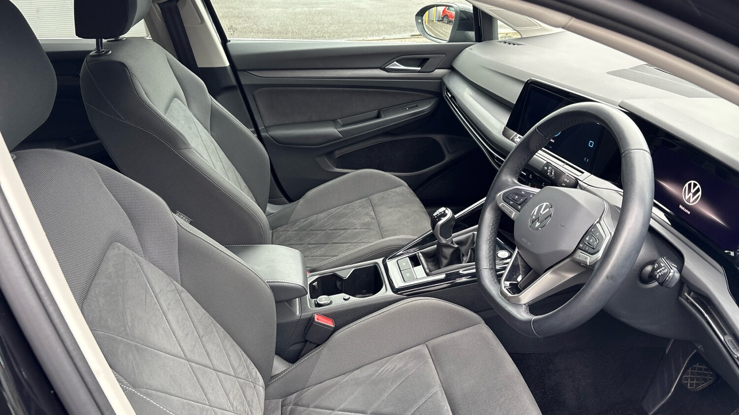Used Volkswagen Golf 2023 for sale - 75995107: Photo 15