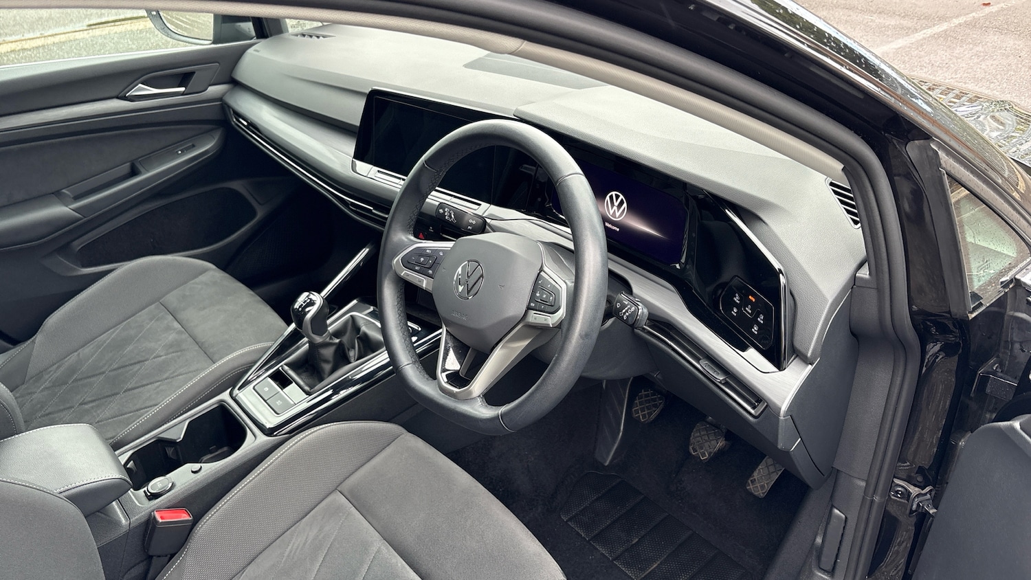 Used Volkswagen Golf 2023 for sale - 75995107: Photo 6