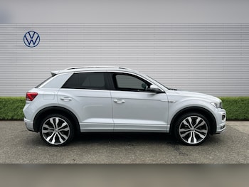 Used Volkswagen T-Roc 2019 for sale - 77742478: Photo