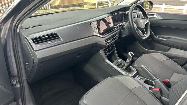 Used Volkswagen Taigo 2022 for sale - 76127947: Photo 2