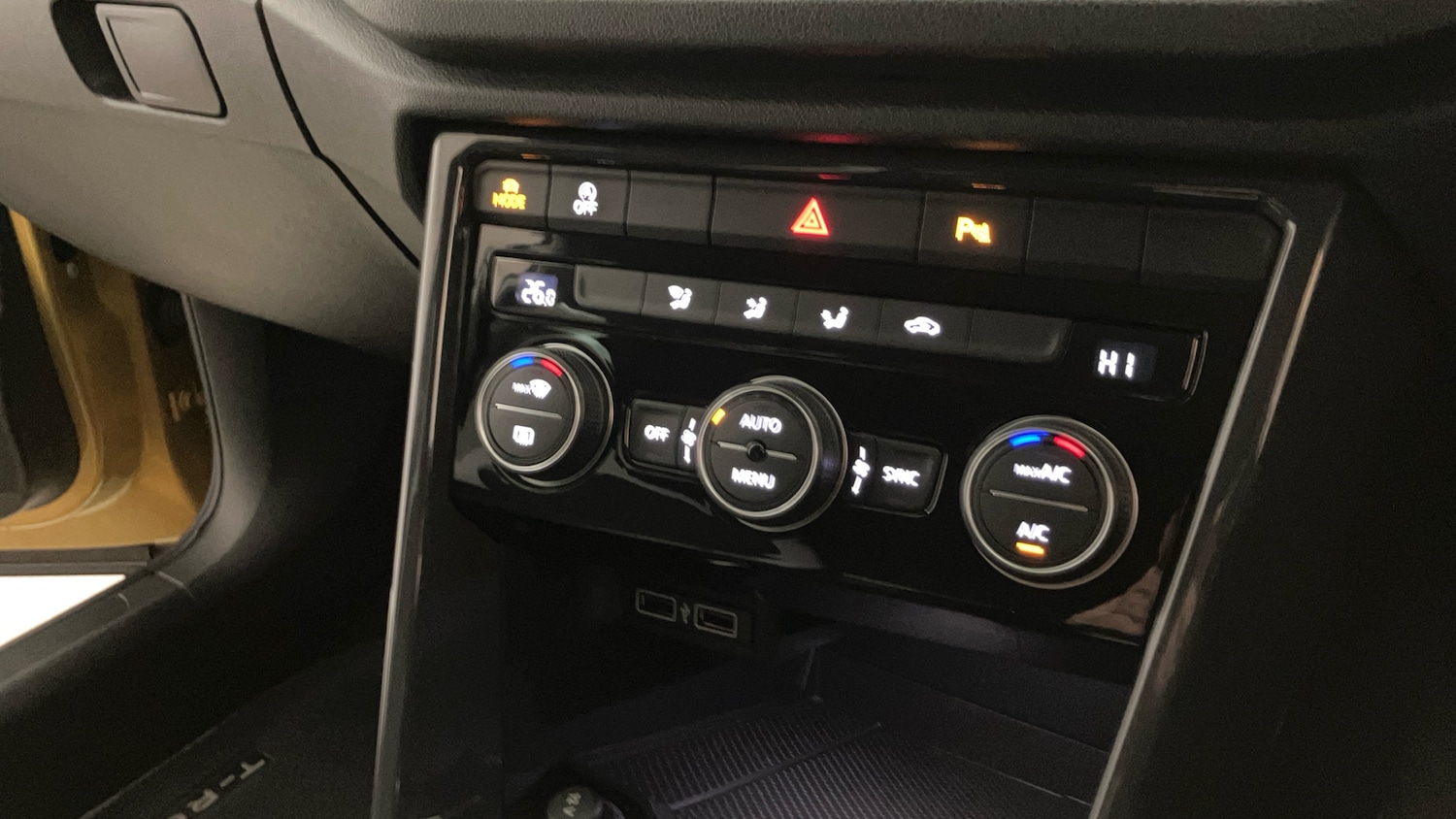 Used Volkswagen T-Roc 2018 for sale - 77460188: Photo 13