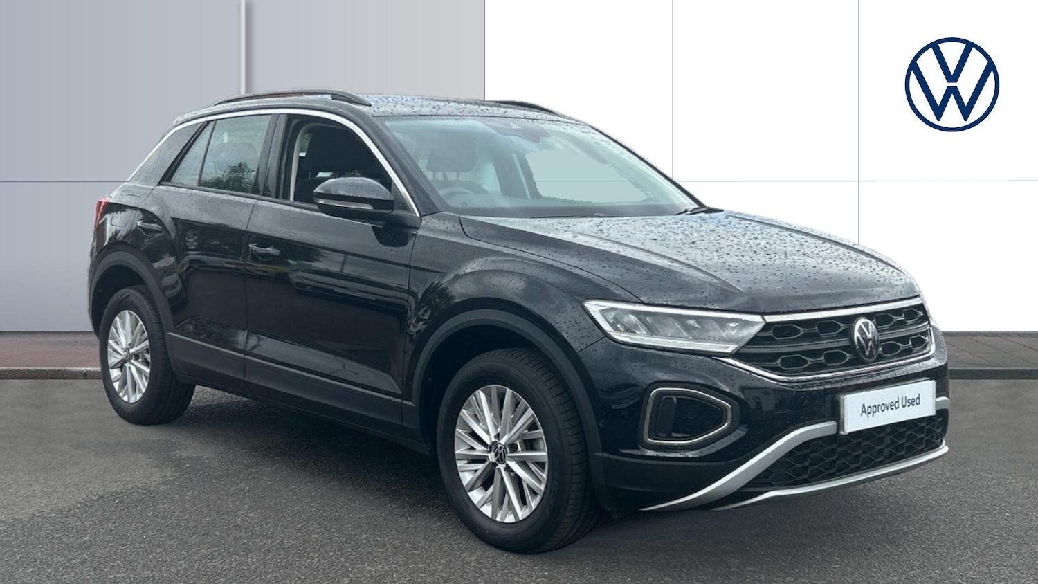 Used Volkswagen T-Roc 2022 for sale - 76421783: Photo 1