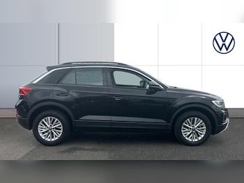 Used Volkswagen T-Roc 2022 for sale - 76421783: Photo