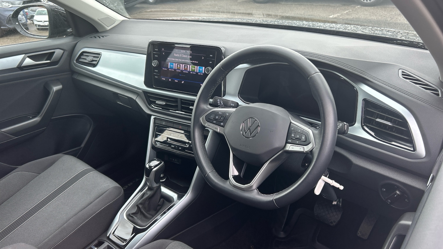 Used Volkswagen T-Roc 2022 for sale - 76421783: Photo 6