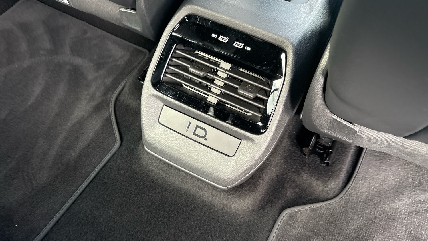 Used Volkswagen ID.4 2025 for sale - 78132157: Photo 28