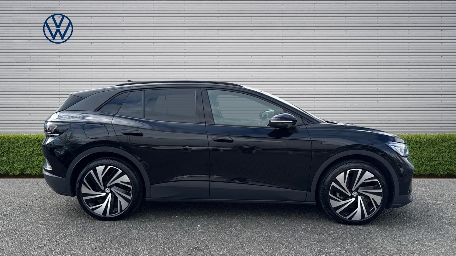 Used Volkswagen ID.4 2025 for sale - 78132157: Photo 4