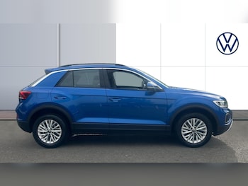 Used Volkswagen T-Roc 2022 for sale - 75995074: Photo