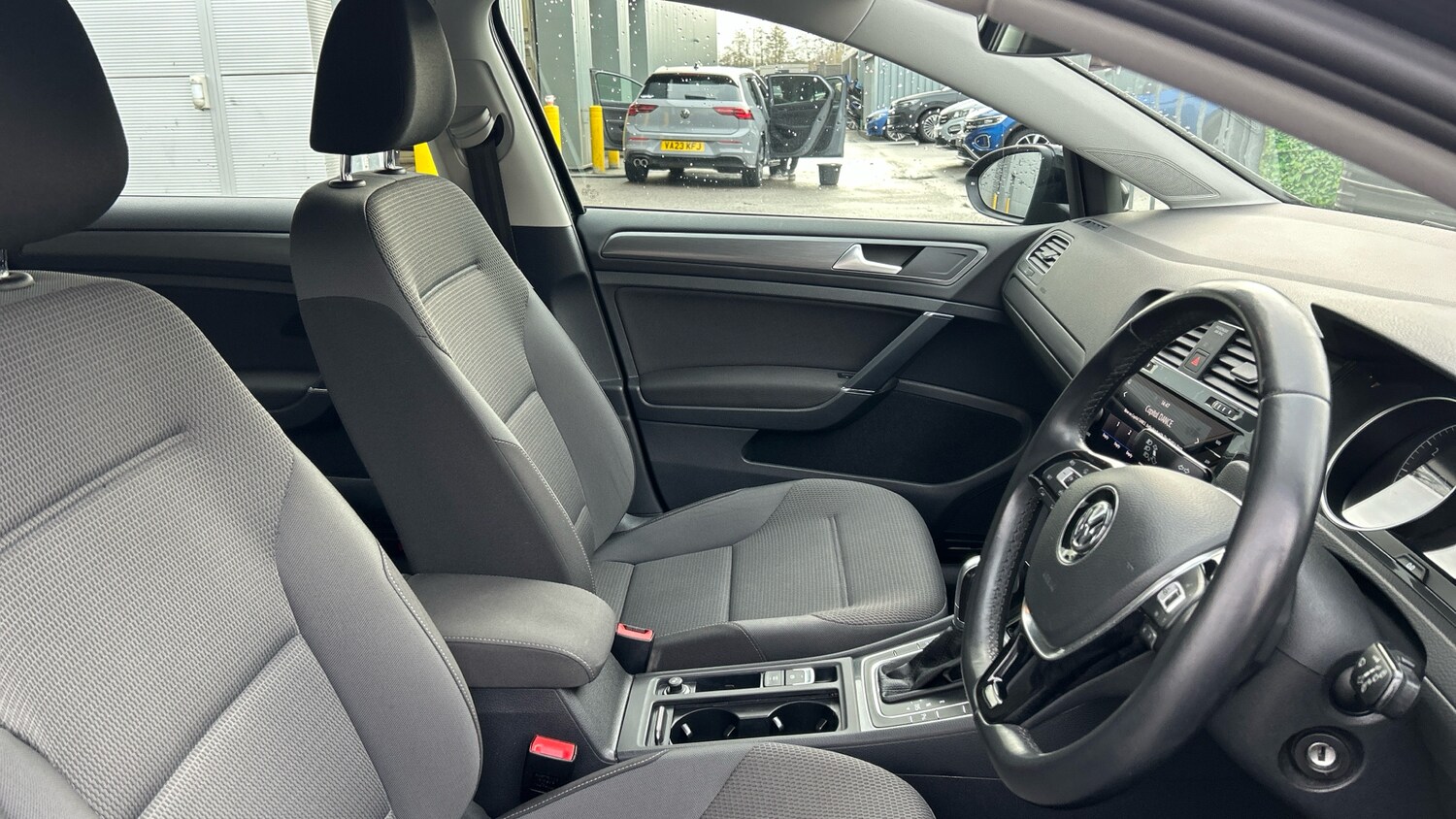 Used Volkswagen Golf 2019 for sale - 77569320: Photo 15