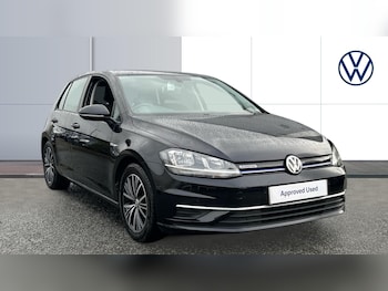 Used Volkswagen Golf 2019 for sale - 77569320: Photo