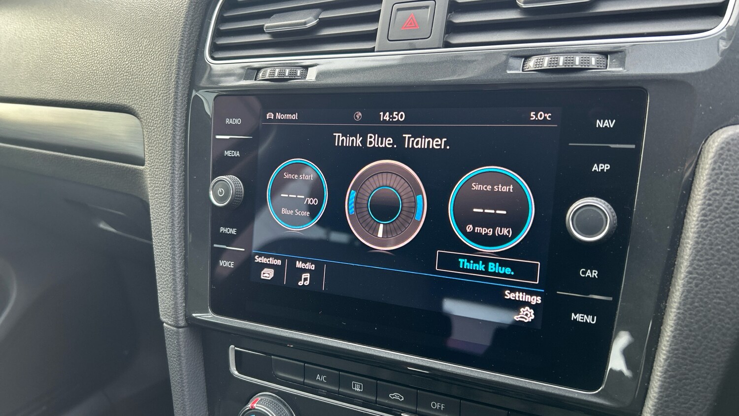 Used Volkswagen Golf 2019 for sale - 77569320: Photo 25