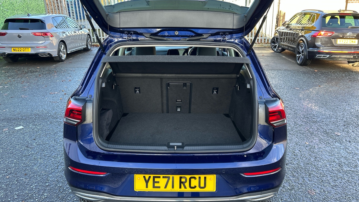 Used Volkswagen Golf 2021 for sale - 76541721: Photo 20