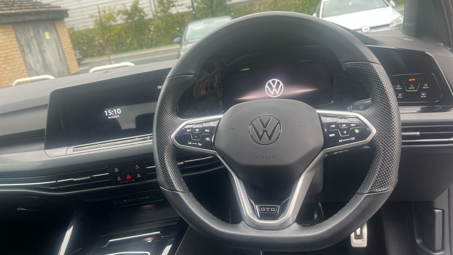 Used Volkswagen Golf 2023 for sale - 76252266: Photo 10