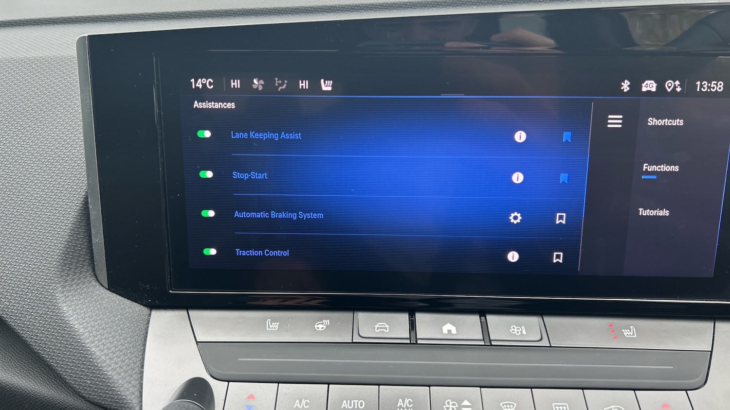 Used Vauxhall Astra 2022 for sale - 76490352: Photo 27