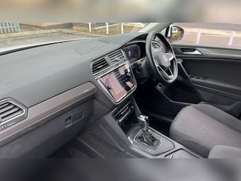Used Volkswagen Tiguan Allspace 2023 for sale - 79800801: Photo