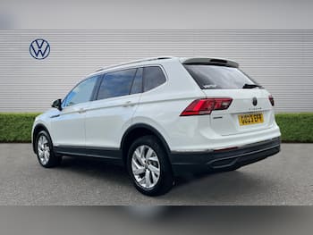Used Volkswagen Tiguan Allspace 2023 for sale - 79800801: Photo