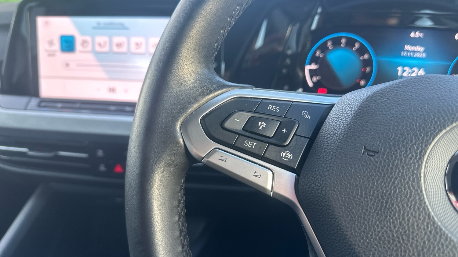 Used Volkswagen Golf 2020 for sale - 76541726: Photo 17