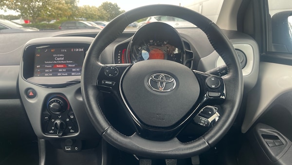 Used Toyota AYGO 2019 for sale - 76127943: Photo 10