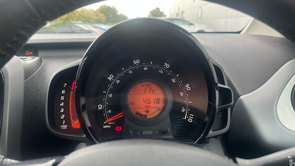 Used Toyota AYGO 2019 for sale - 76127943: Photo 11