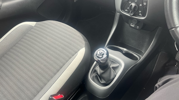 Used Toyota AYGO 2019 for sale - 76127943: Photo 14