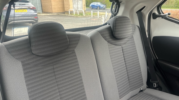 Used Toyota AYGO 2019 for sale - 76127943: Photo 16