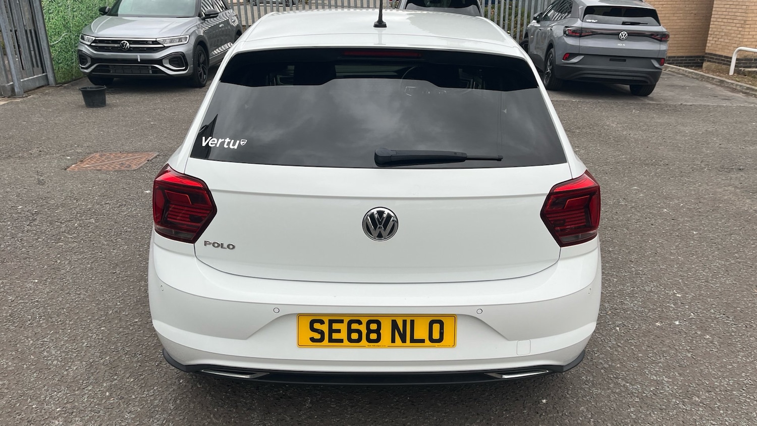 Vehicle 29