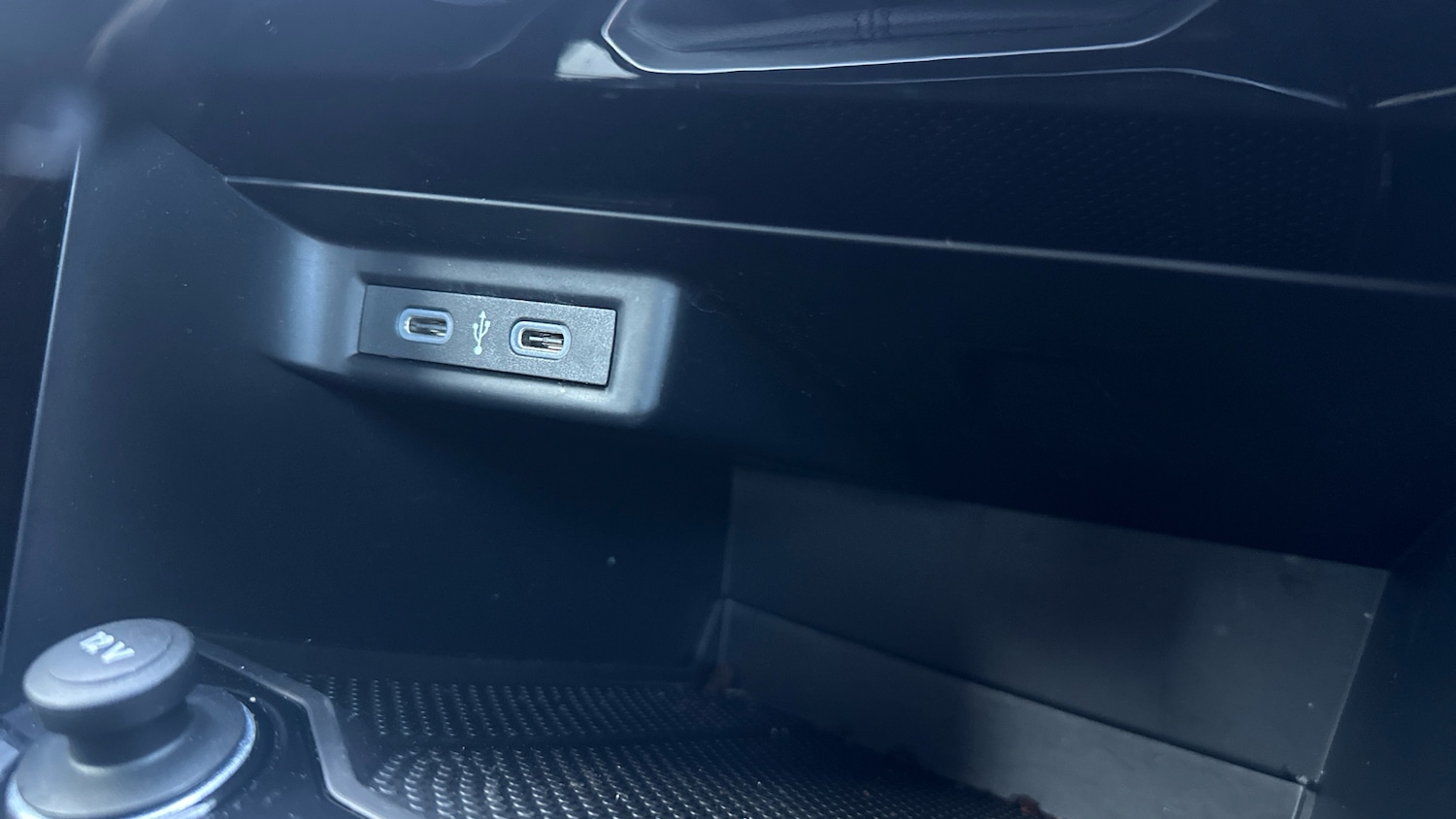 Used Volkswagen T-Roc 2023 for sale - 76761916: Photo 28