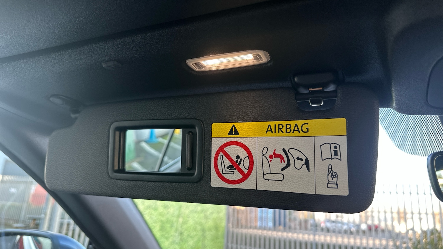 Used Volkswagen T-Roc 2023 for sale - 76761916: Photo 30