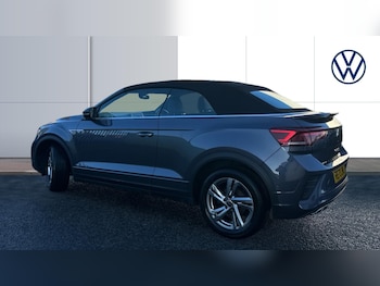 Used Volkswagen T-Roc 2023 for sale - 76761916: Photo