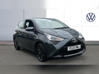 2020 (20) - 1.0 VVT-i X-Play 5dr Petrol Hatchback