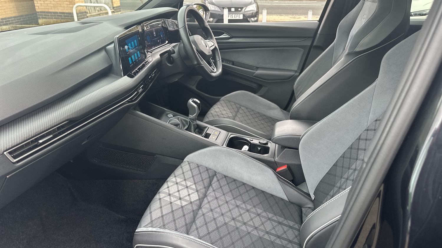 Used Volkswagen Golf 2022 for sale - 77902862: Photo 2