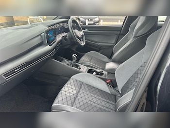 Used Volkswagen Golf 2022 for sale - 77902862: Photo