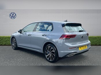Used Volkswagen Golf 2023 for sale - 78640437: Photo
