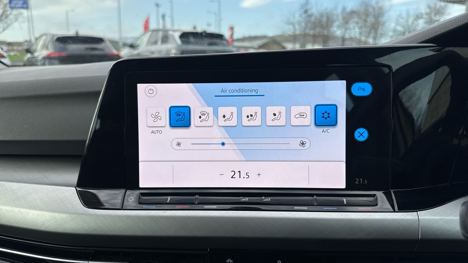 Used Volkswagen Golf 2022 for sale - 77460191: Photo 30