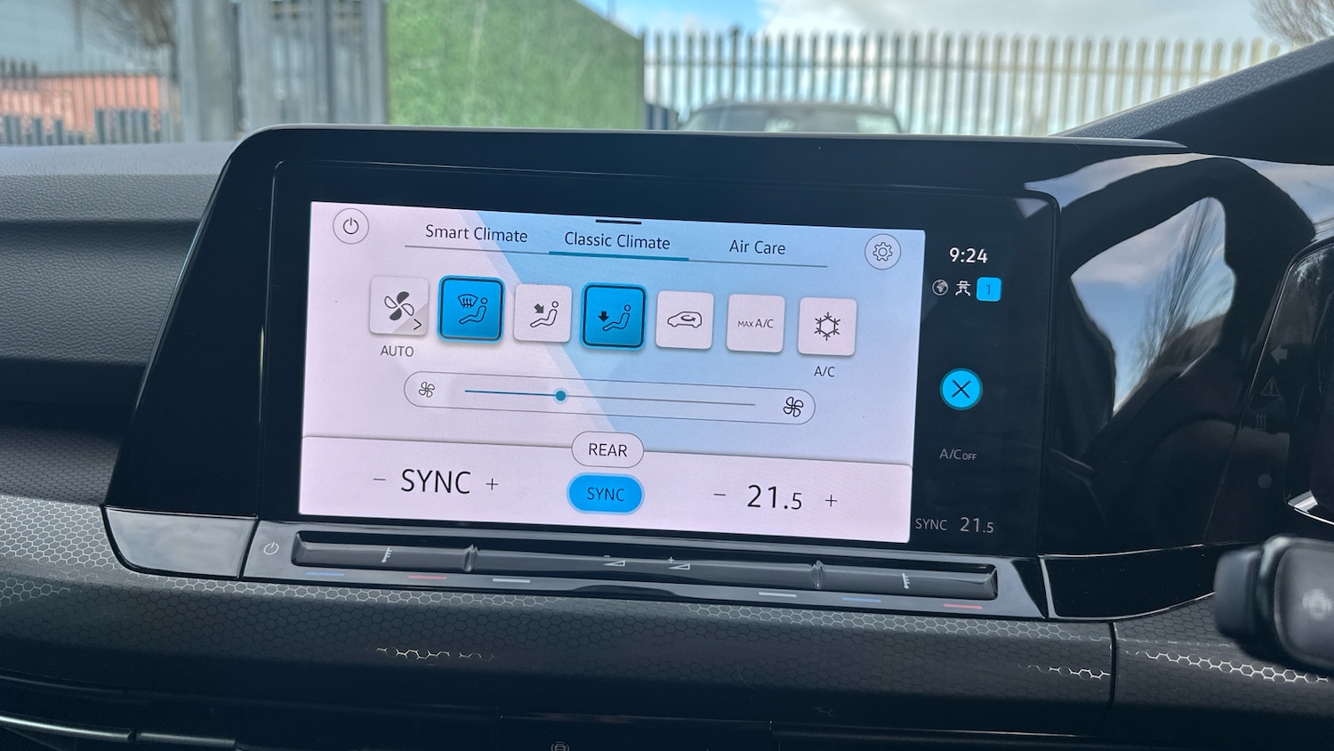 Used Volkswagen Golf 2023 for sale - 77640498: Photo 13