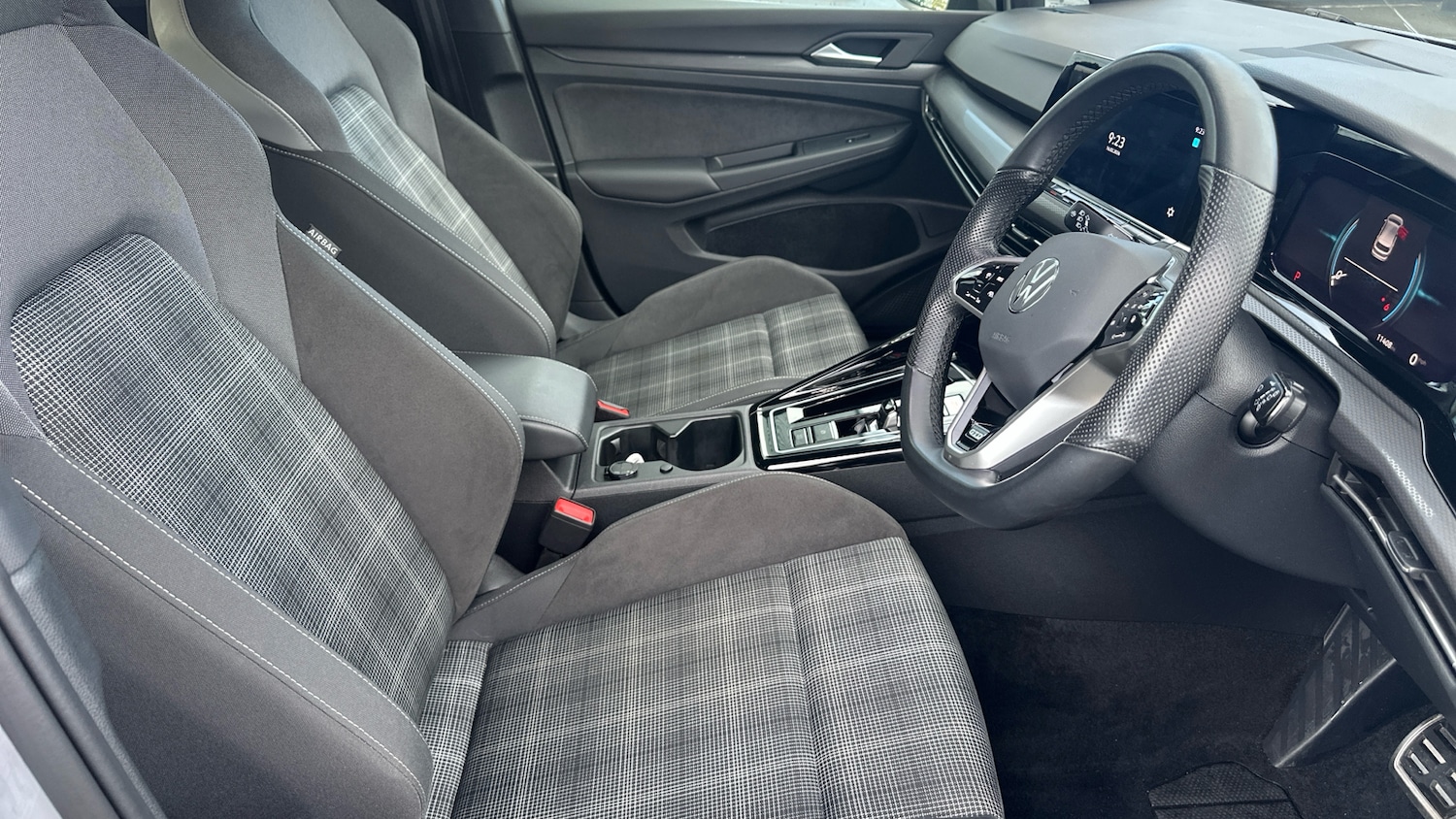 Used Volkswagen Golf 2023 for sale - 77640498: Photo 15