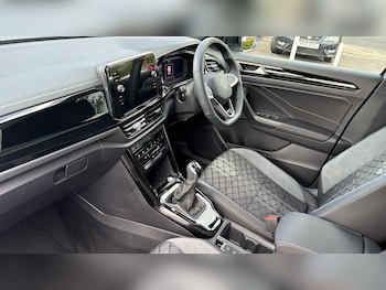 Used Volkswagen T-Roc 2026 for sale - 78249727: Photo