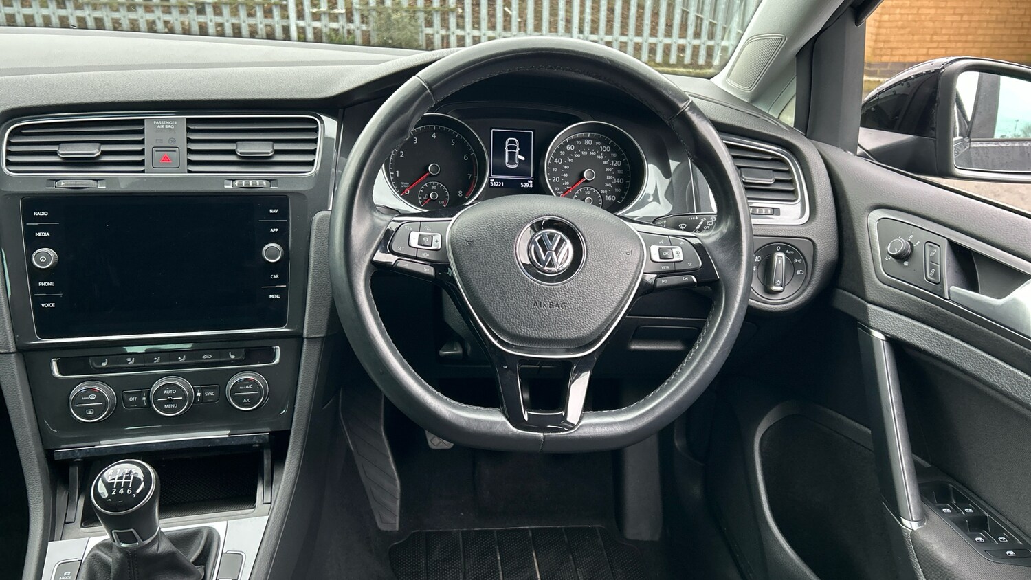 Used Volkswagen Golf 2020 for sale - 77556704: Photo 10