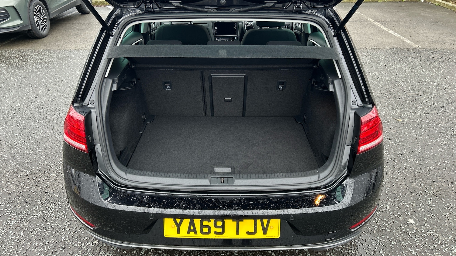 Used Volkswagen Golf 2020 for sale - 77556704: Photo 20