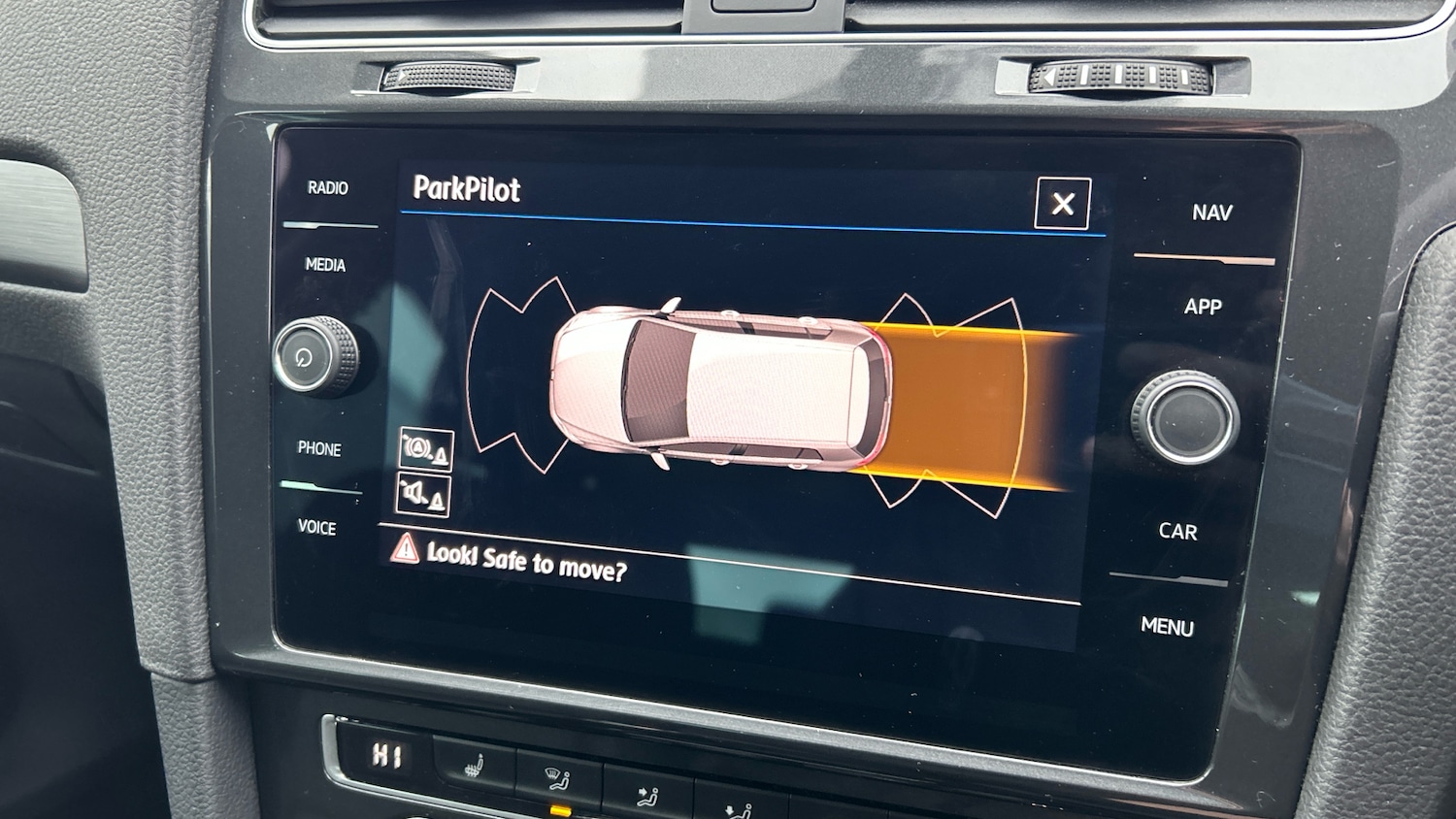 Used Volkswagen Golf 2020 for sale - 77556704: Photo 40