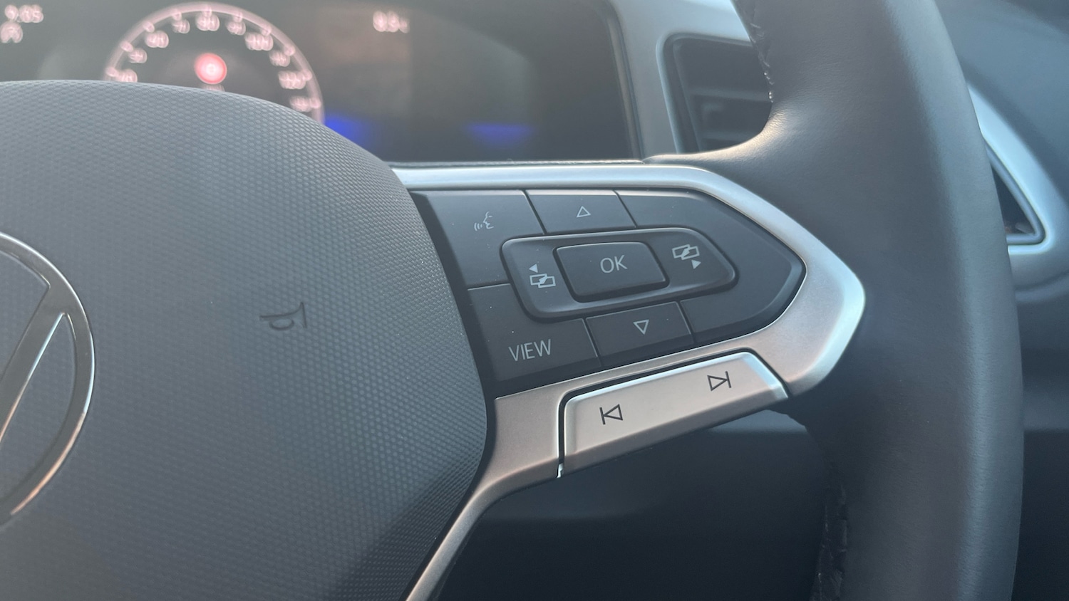 Used Volkswagen T-Roc 2025 for sale - 76859050: Photo 18