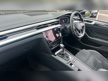 Used Volkswagen Arteon 2024 for sale - 78524096: Photo