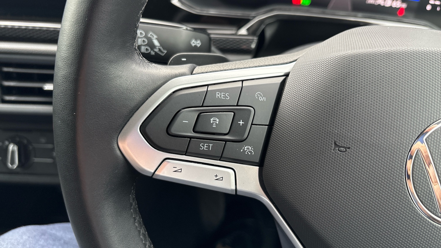 Used Volkswagen Polo 2024 for sale - 77323808: Photo 17