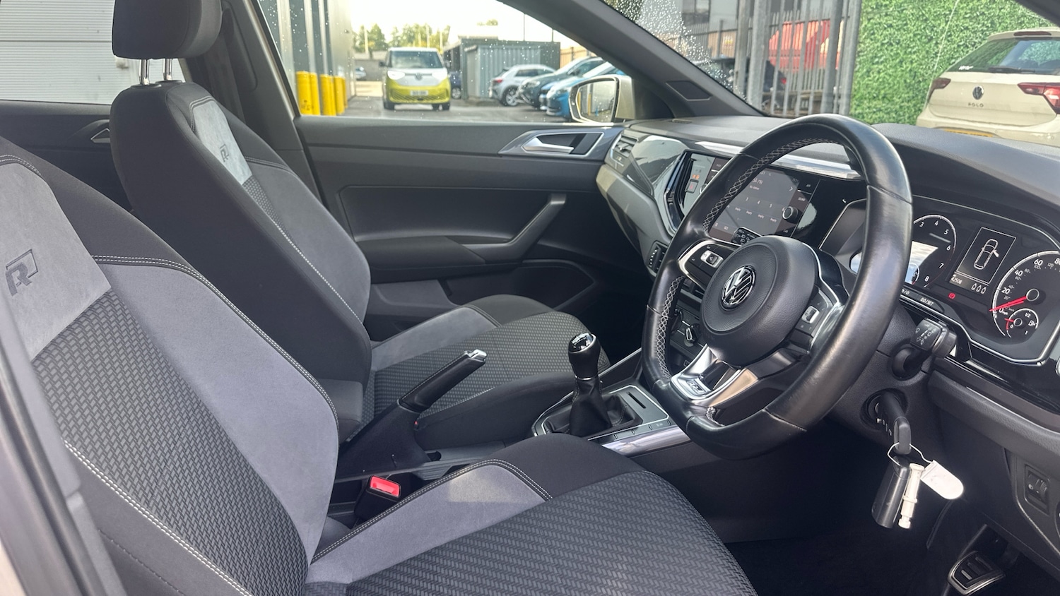 Used Volkswagen Polo 2018 for sale - 77063815: Photo 15