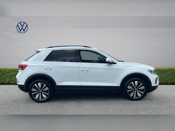 Used Volkswagen T-Roc 2024 for sale - 79151531: Photo
