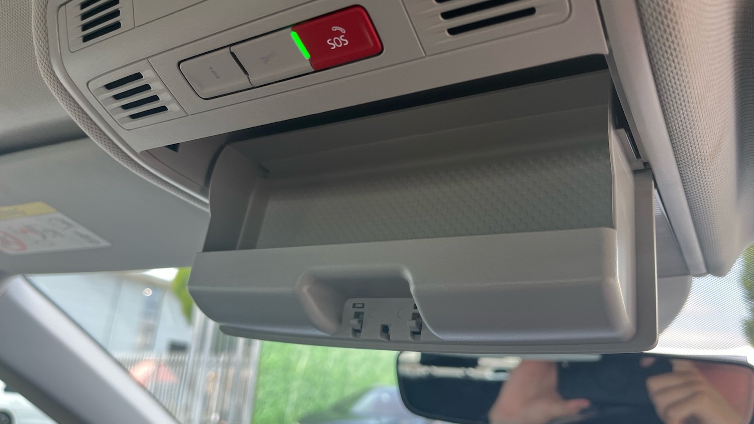 Vehicle 28