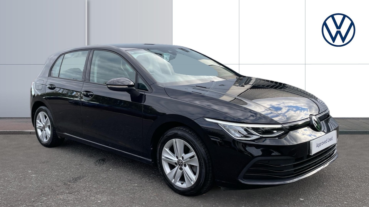 Used Volkswagen Golf 2023 for sale - 76048921: Photo 1